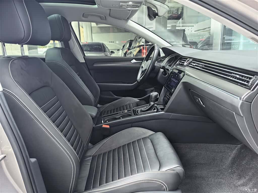 Volkswagen Magotan, 2021 11