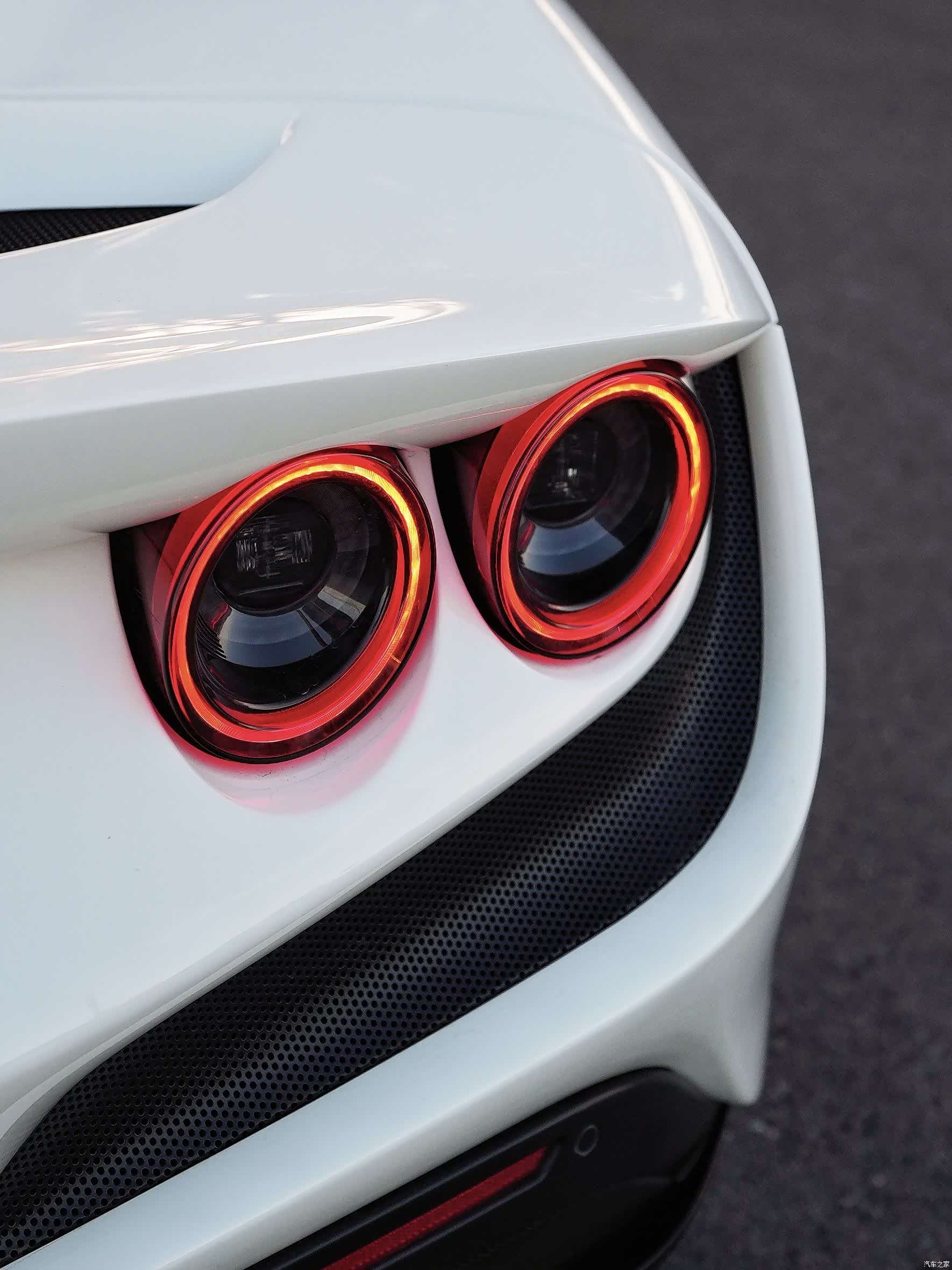 Ferrari F8, 2023 24