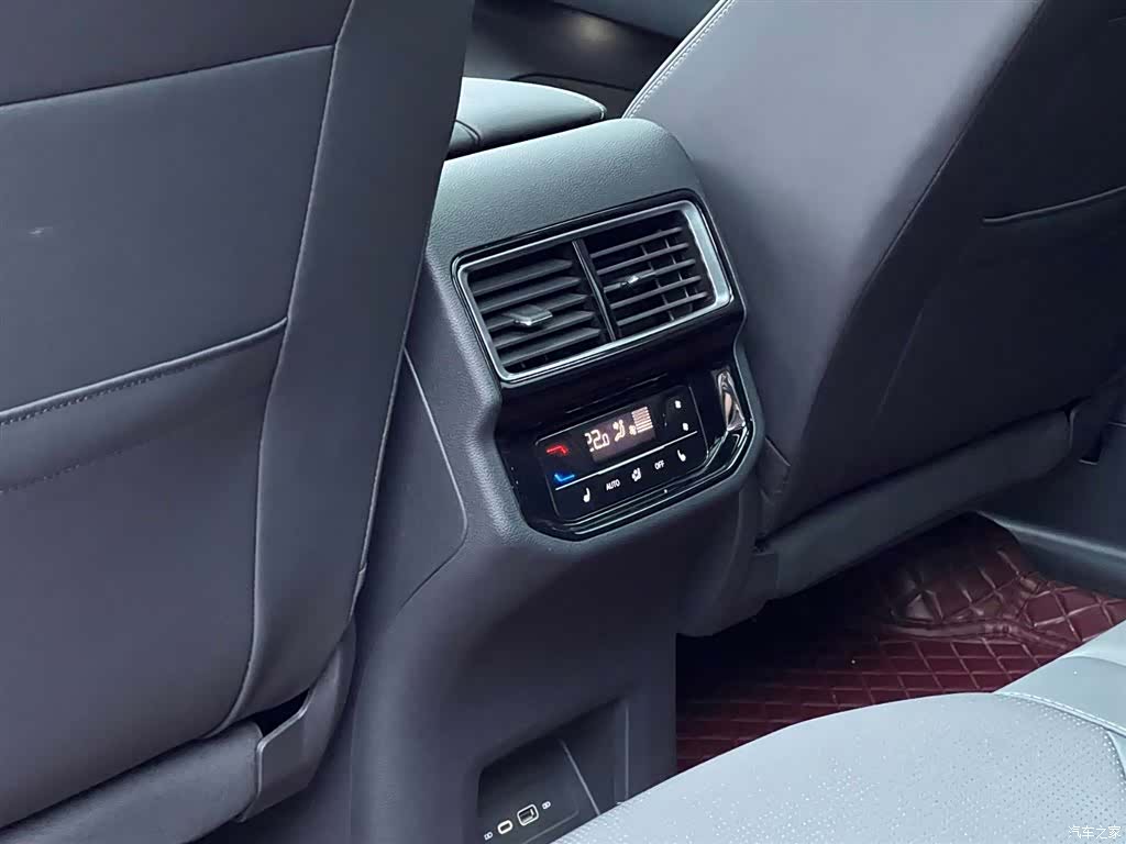 Volkswagen Teramont, 2024 27