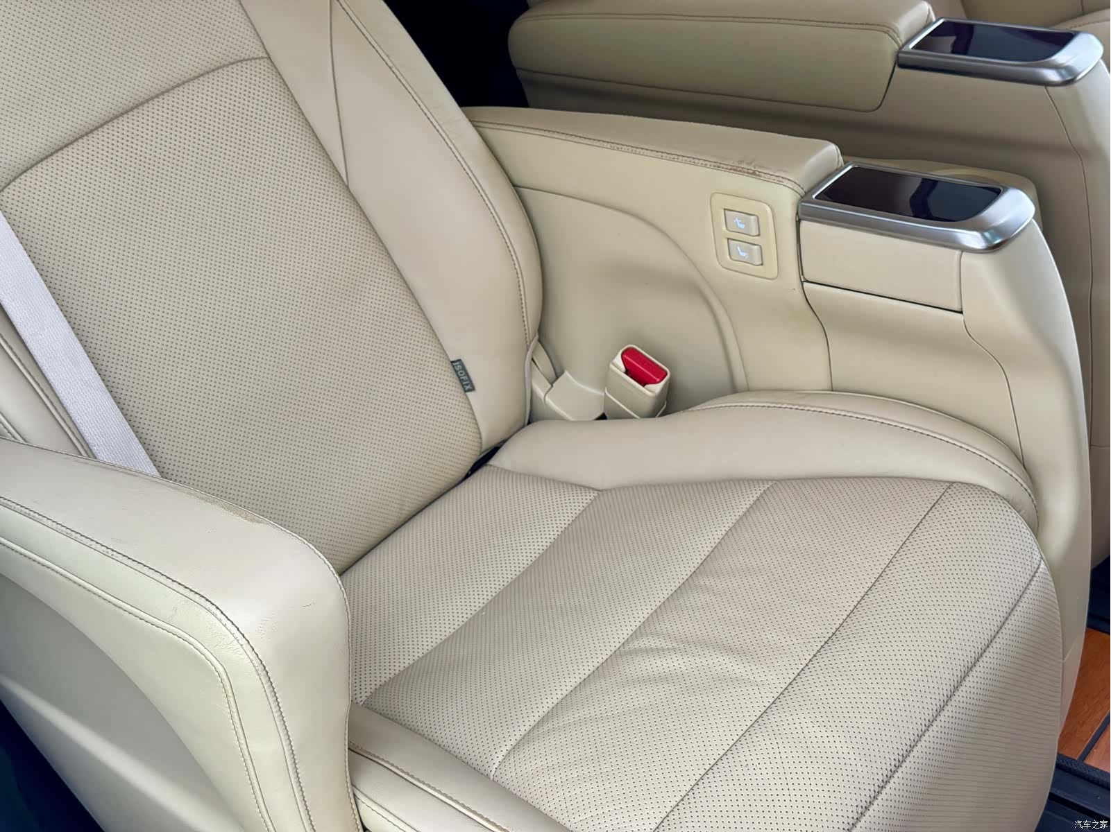 Toyota Alphard, 2015 8