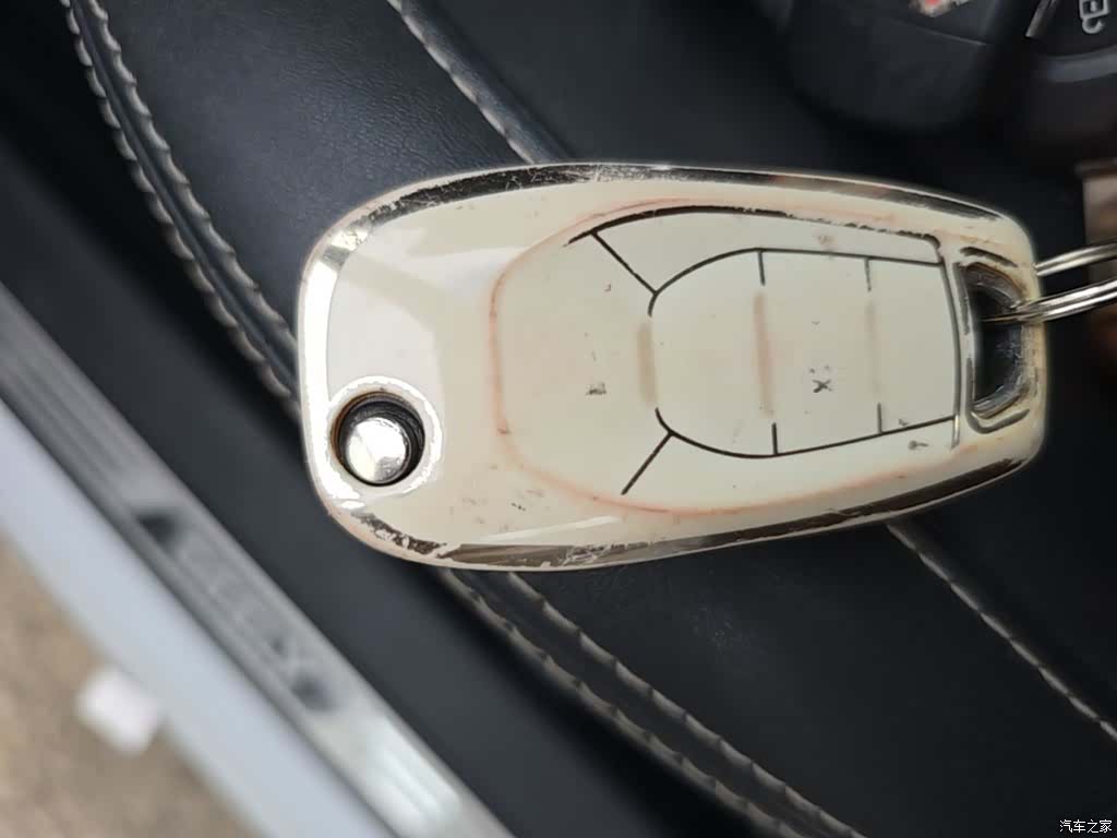 Geely Emgrand, 2019 9