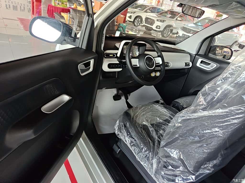 Wuling MINIEV, 2026 16