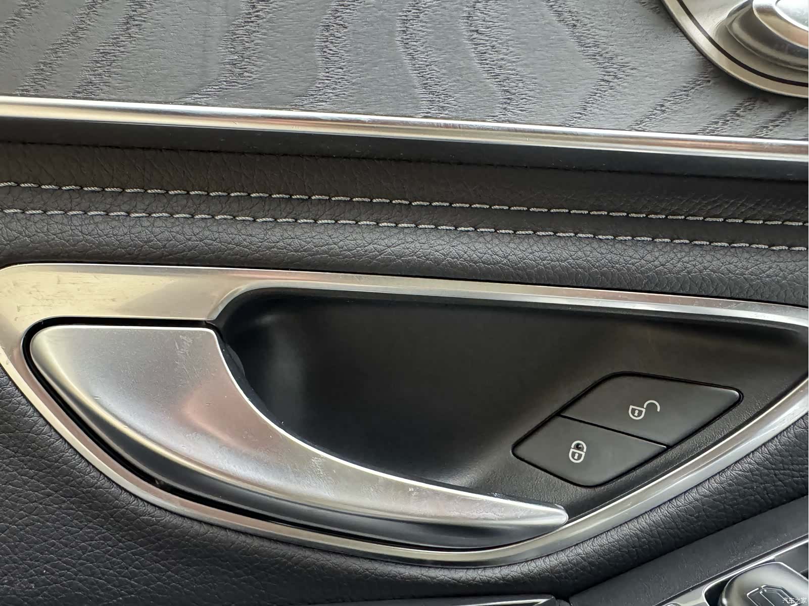 Mercedes-Benz C-Class, 2019 16