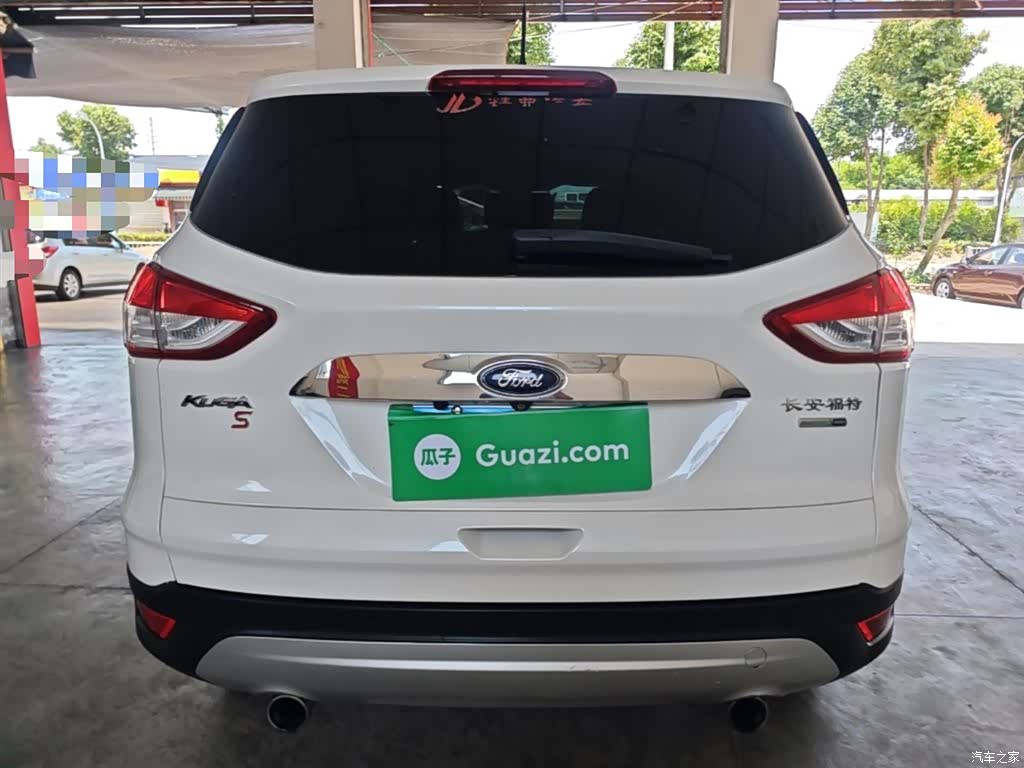 Ford Kuga, 2014 6