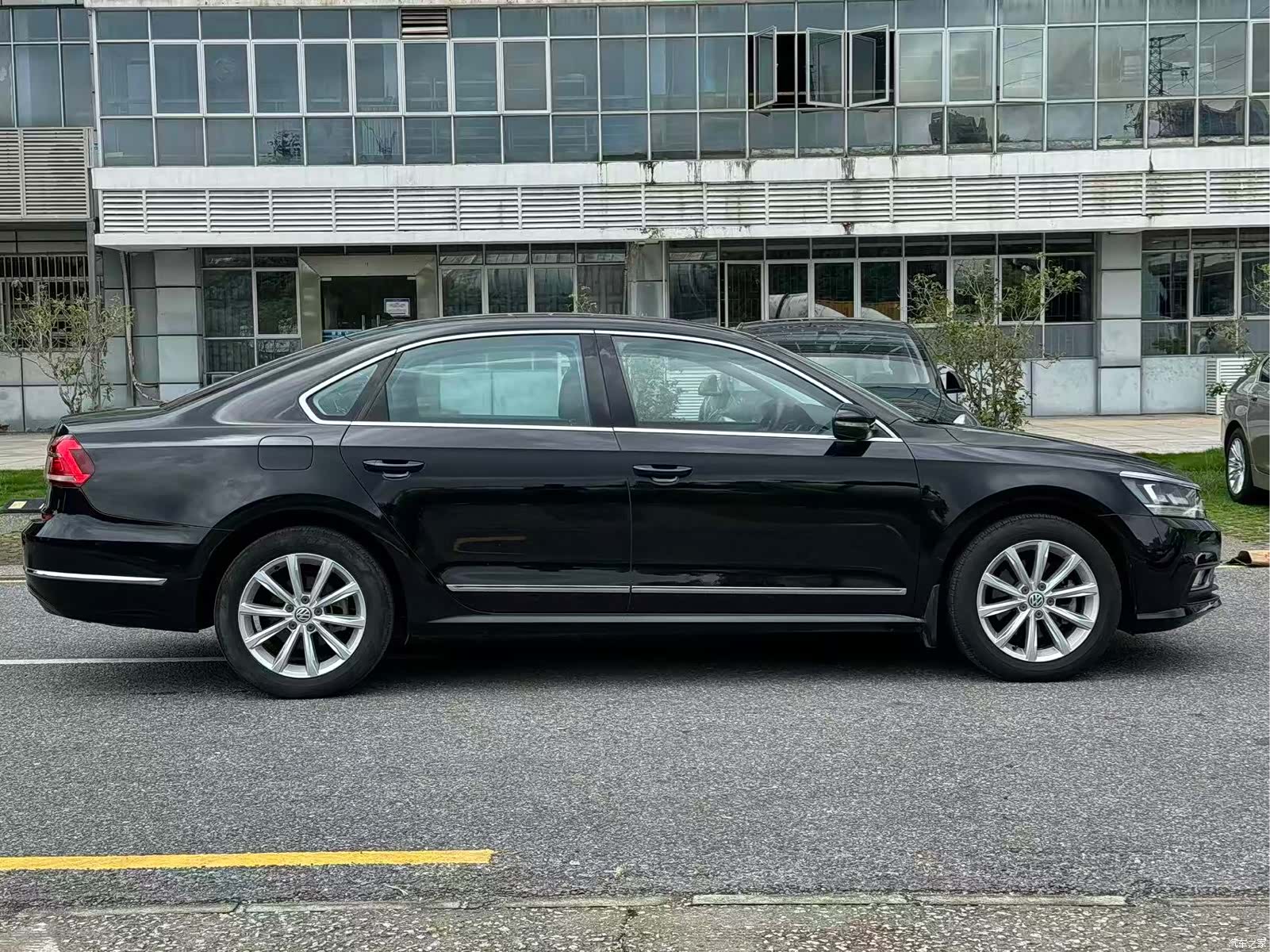 Volkswagen Passat, 2018 все фото