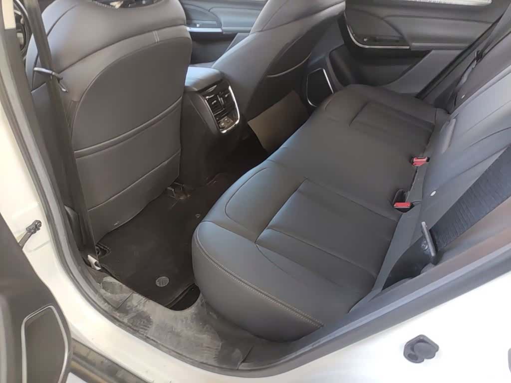 DongFeng AX7, 2019 17