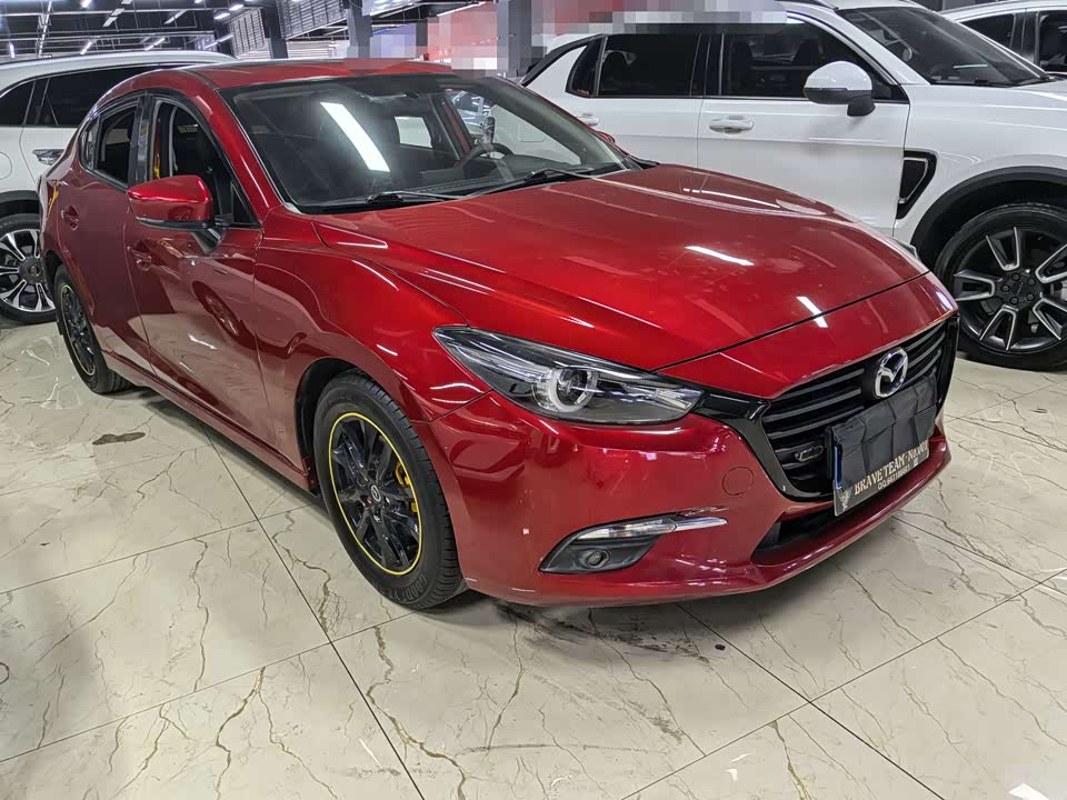 Mazda 3 Angkesaila