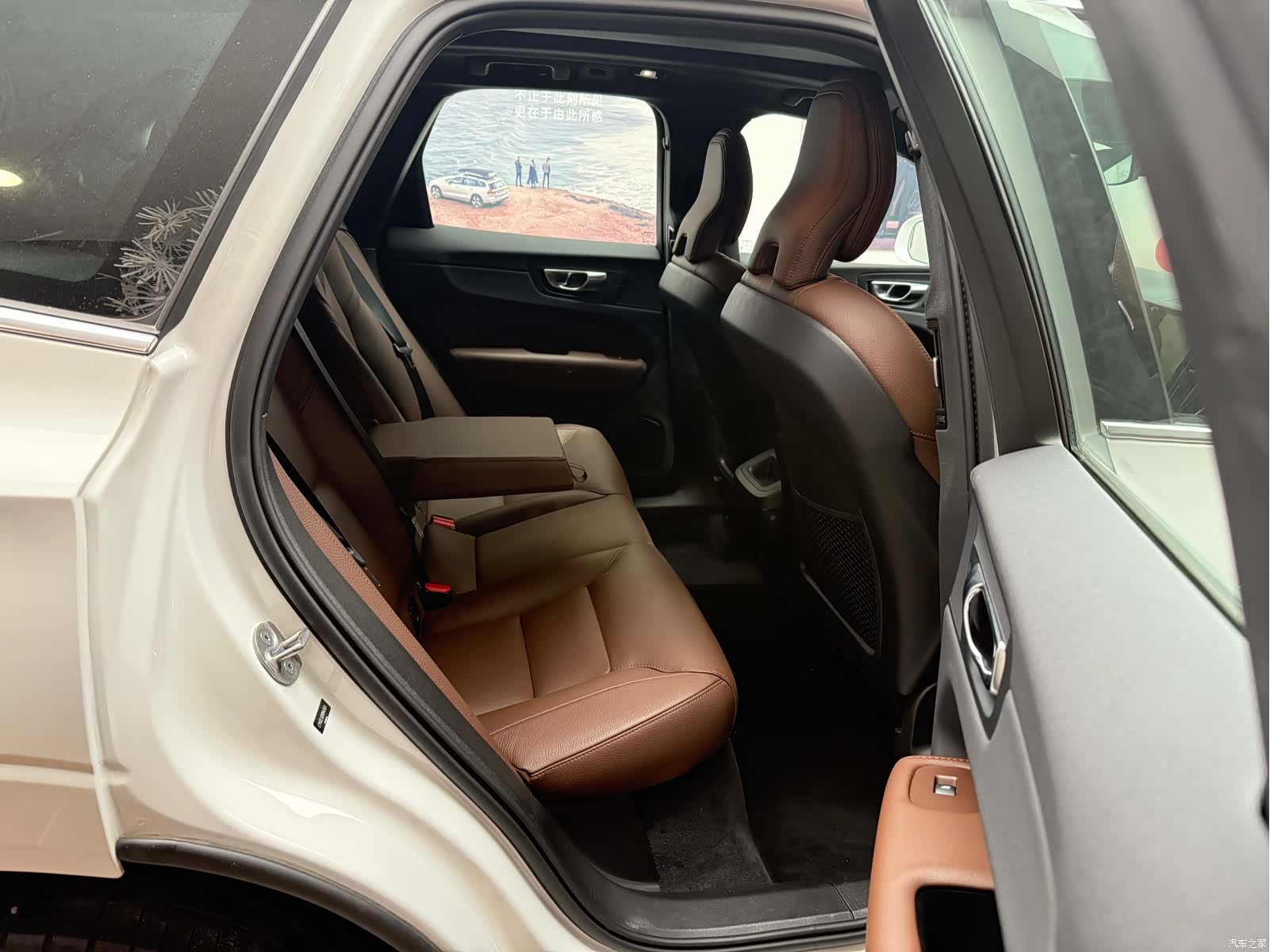 Volvo XC60, 2025 все фото