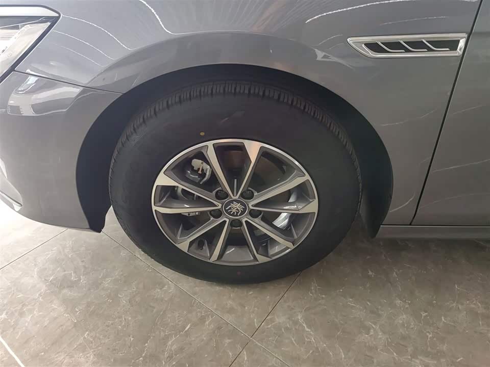 BYD Qin Yuan