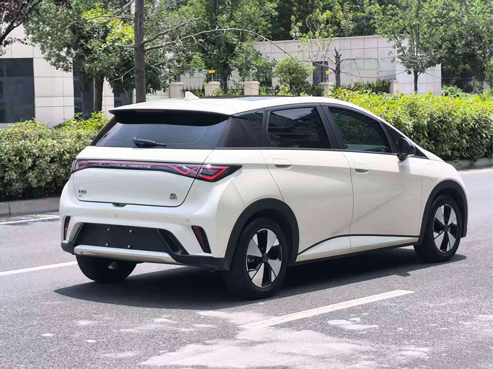 BYD Dolphin, 2023 15