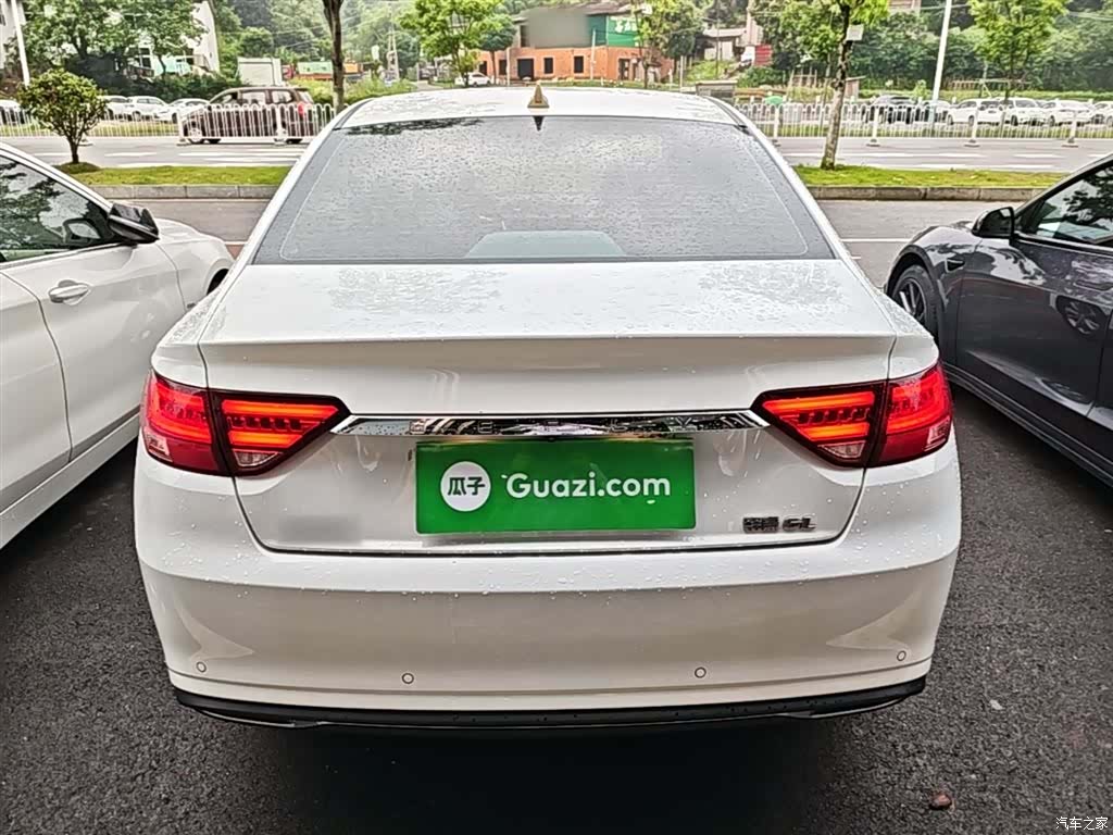 Geely Emgrand, 2021 6