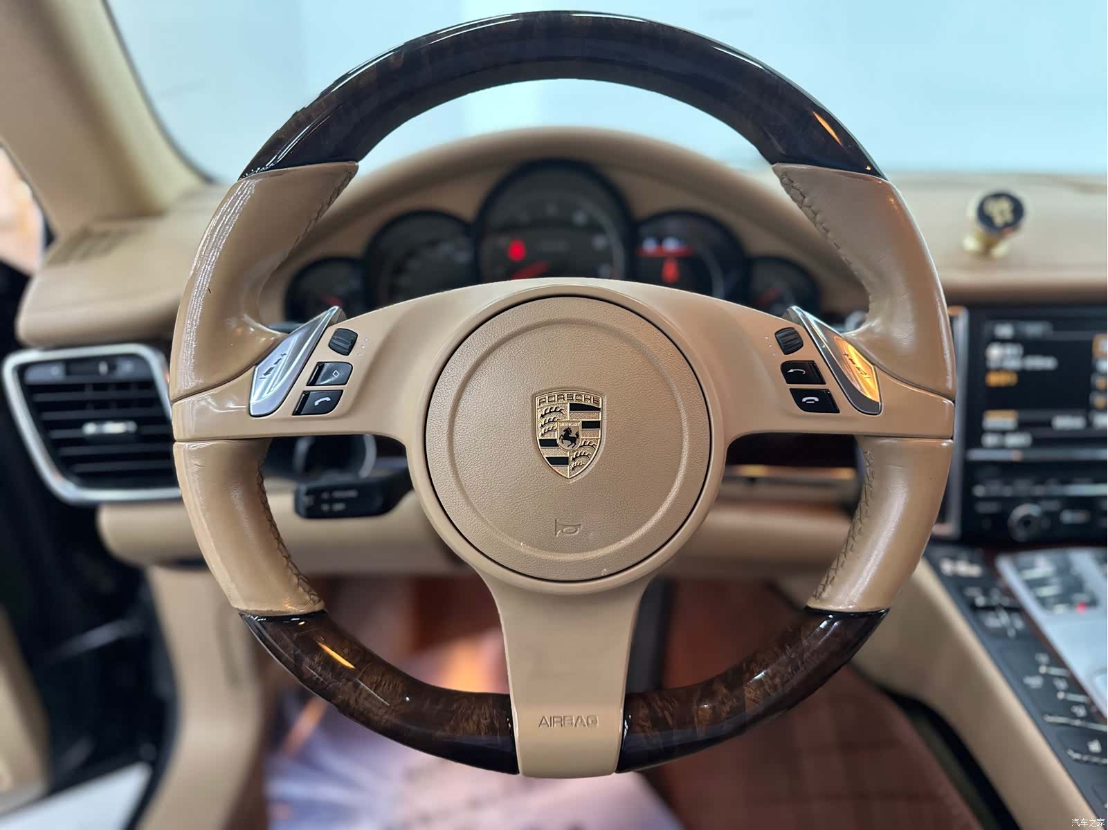 Porsche Panamera, 2012 9
