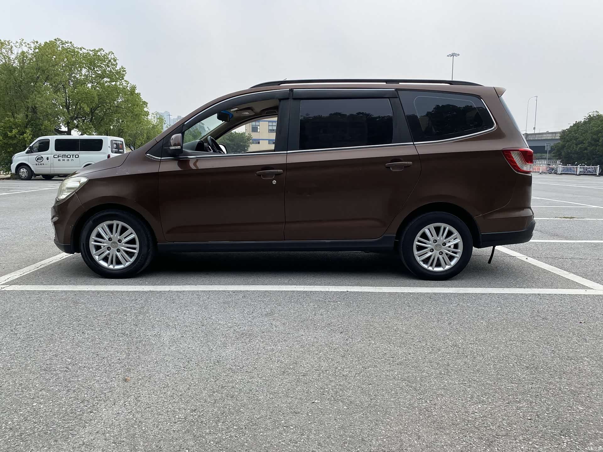 Wuling Hongguang, 2016 10