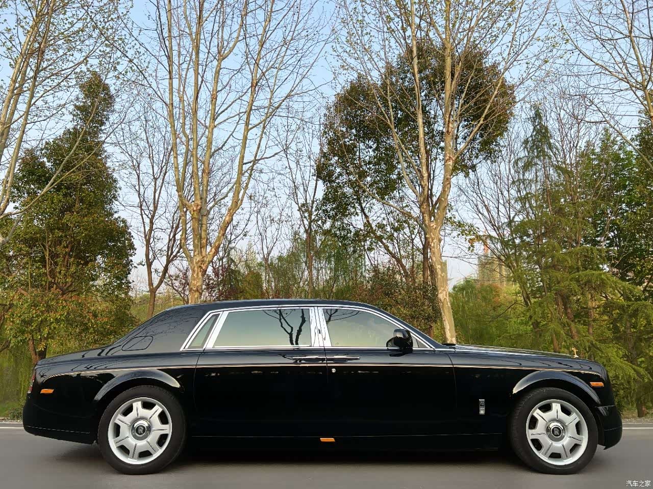 Rolls-Royce Phantom, 2011 все фото