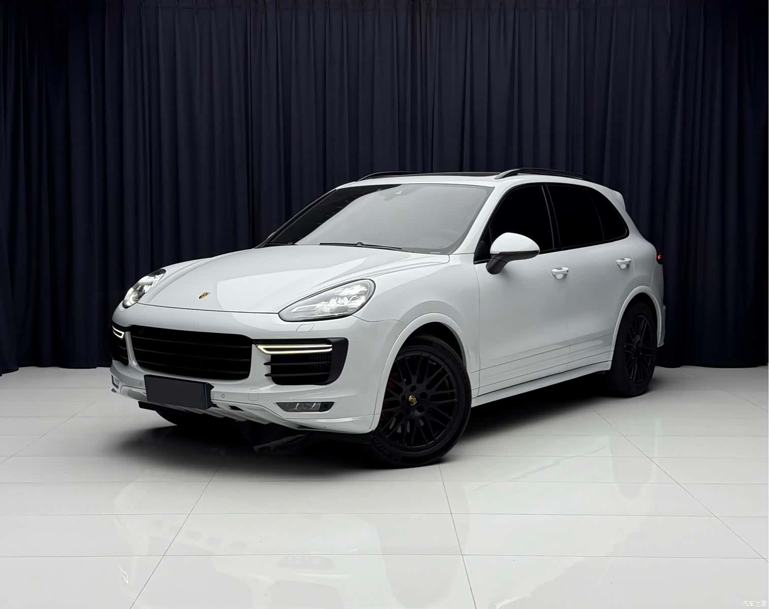 Porsche Cayenne, 2016 1