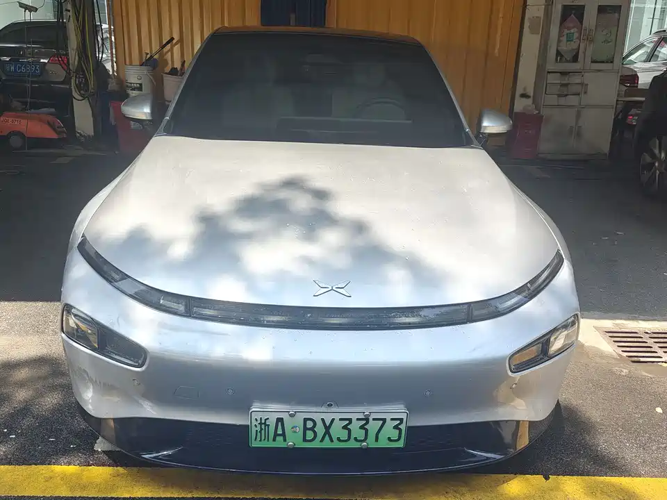 XPENG P7