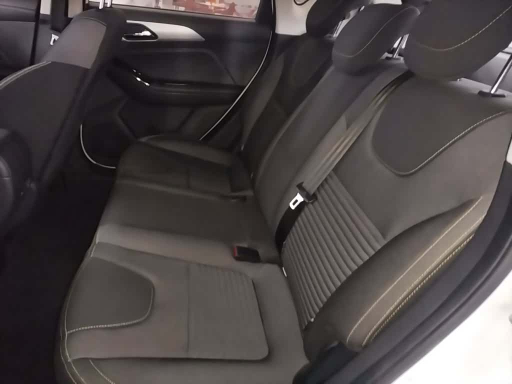 BAIC X3, 2020 17