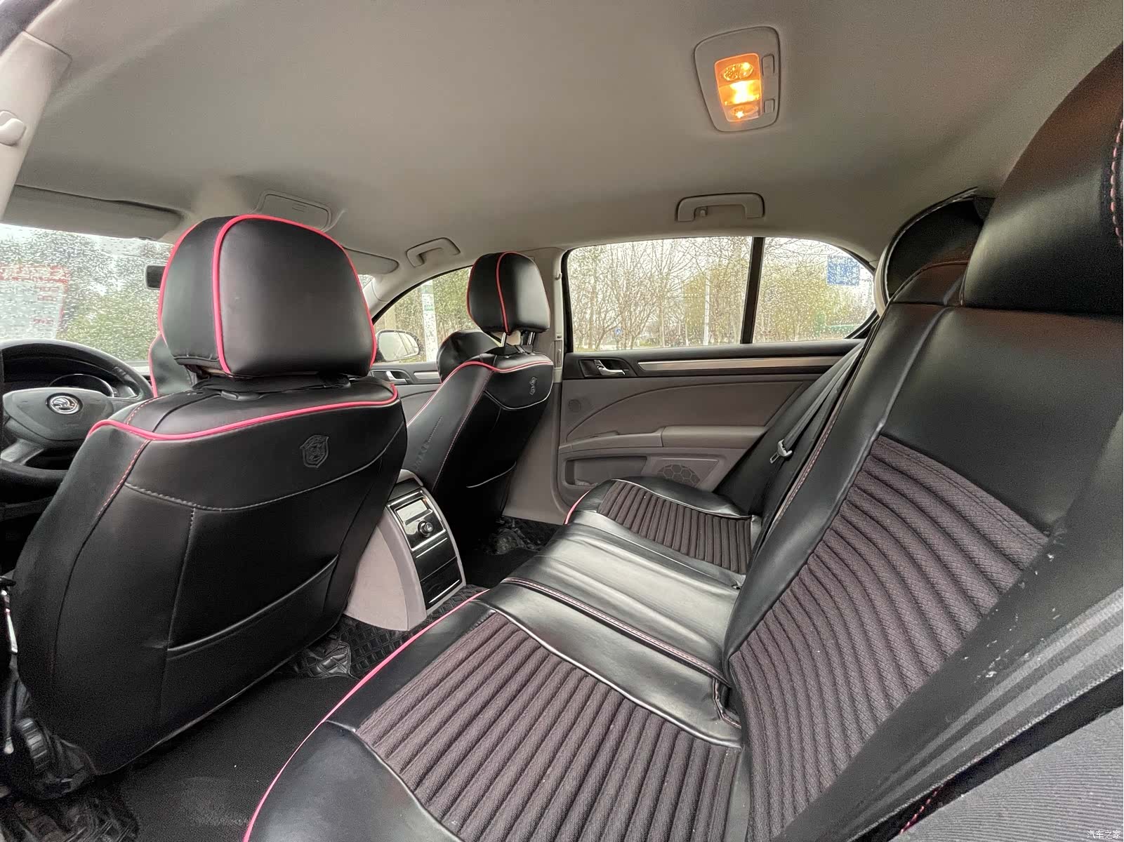 Skoda Superb, 2015 9