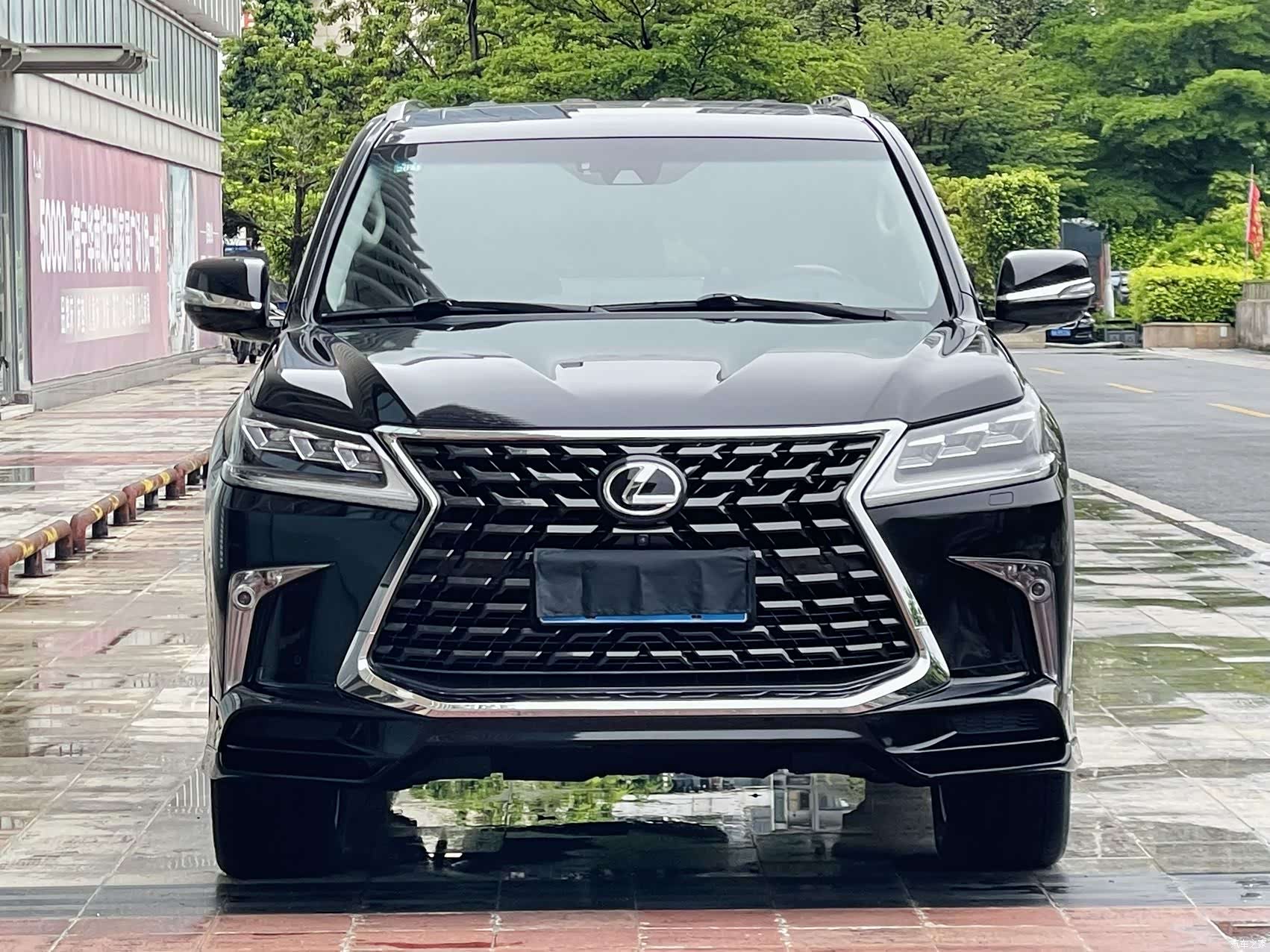 Lexus LX, 2017 2