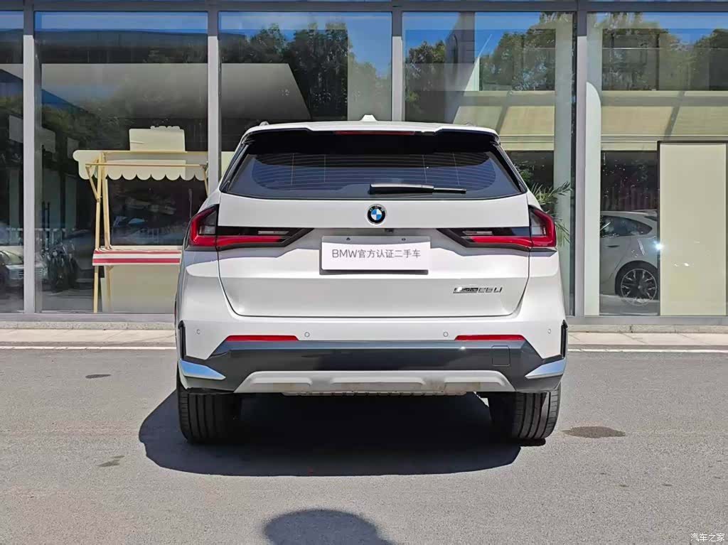 BMW X1, 2026 все фото