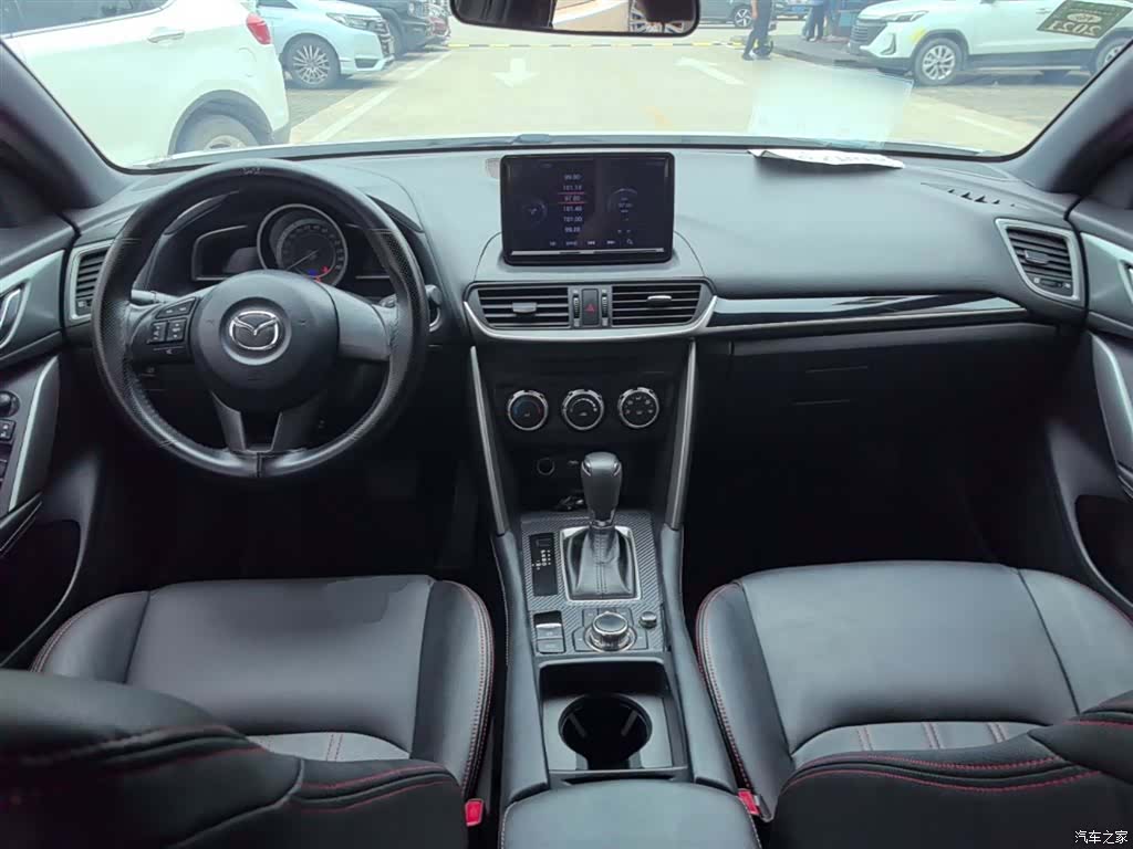 Mazda CX-4, 2017 10