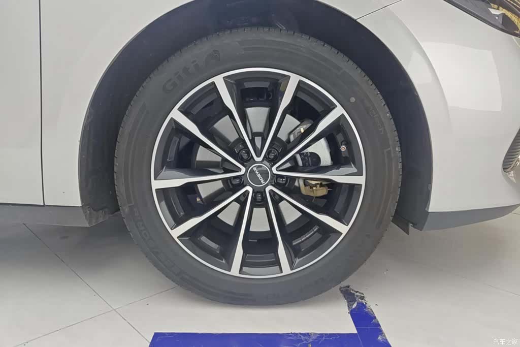 Roewe D7, 2024 6