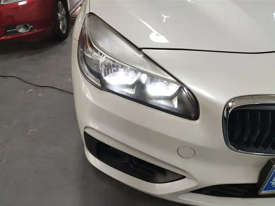 BMW 2 series multifunctional station wagon