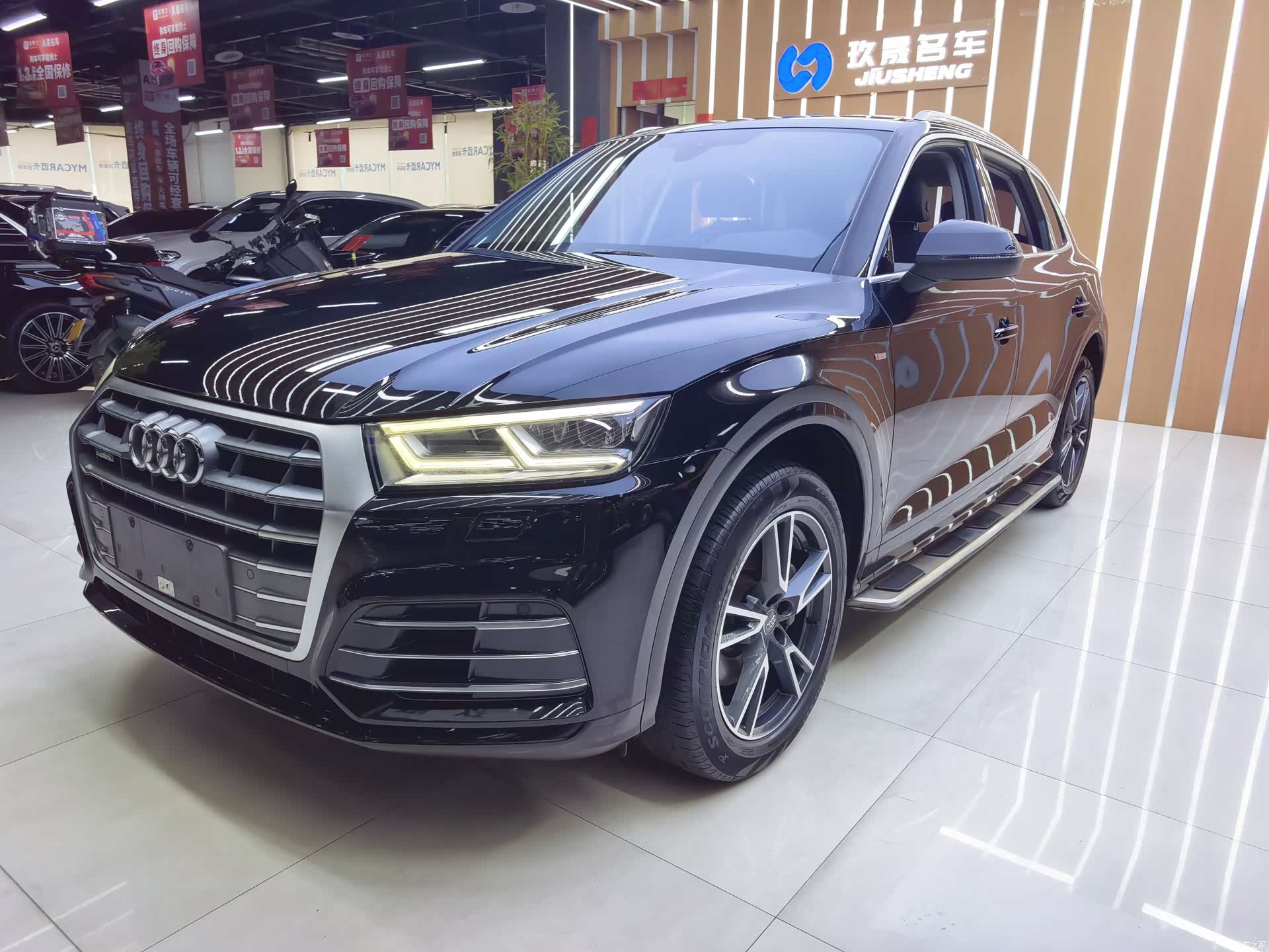 Audi Q5L, 2019 1