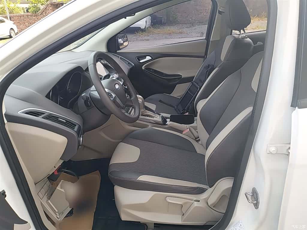 Ford Focus, 2015 15