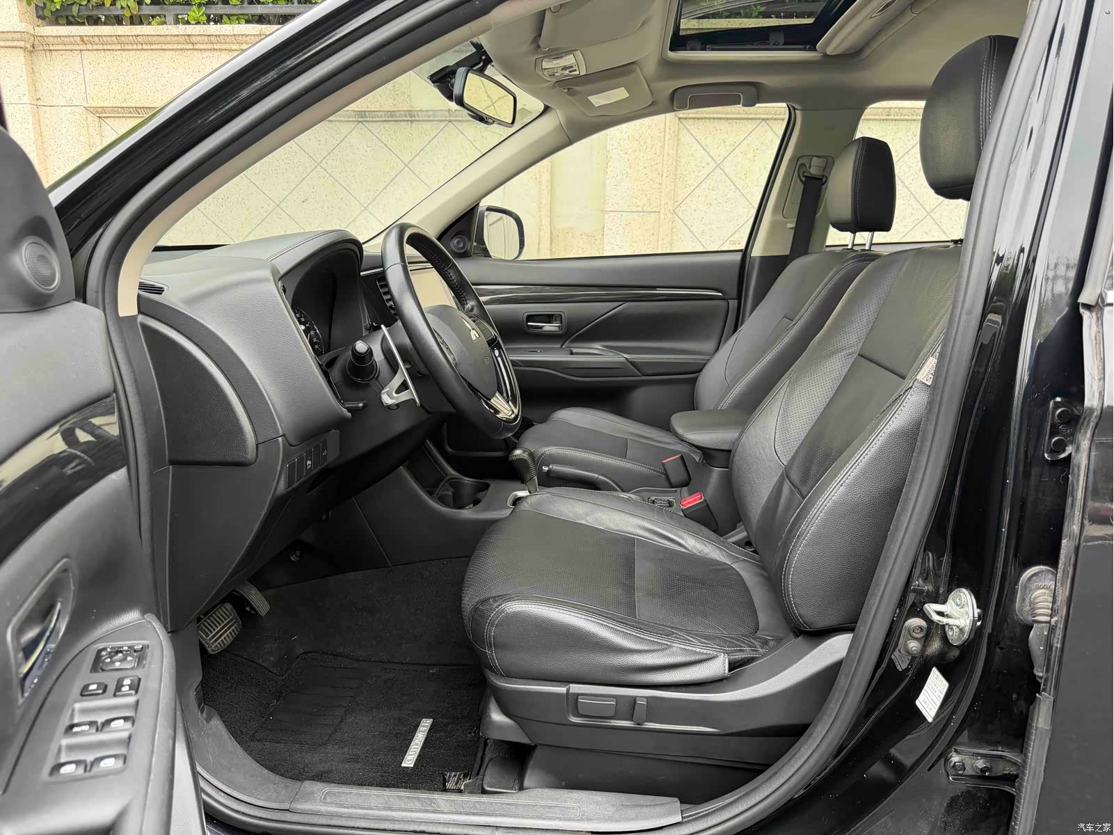 Mitsubishi Outlander, 2017 6