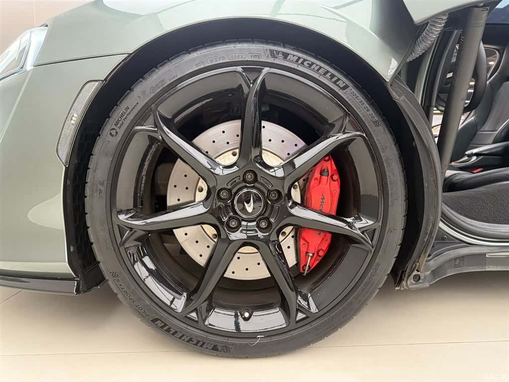 McLaren GT, 2021 12