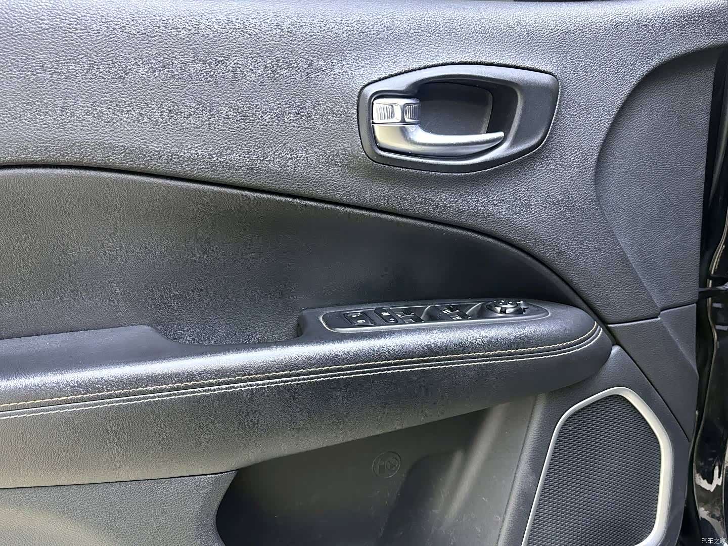 Jeep Compass, 2018 11