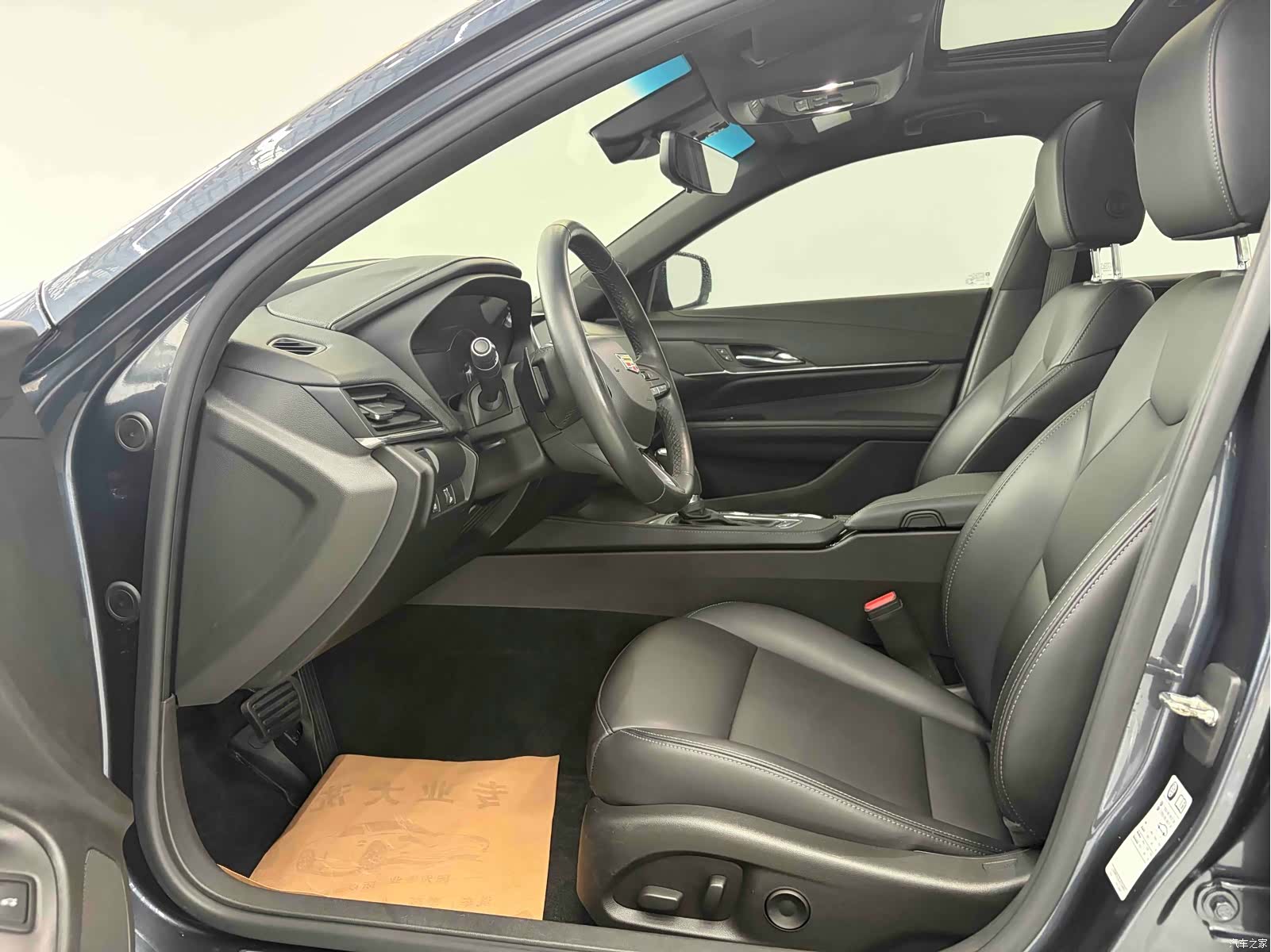 Cadillac CT4, 2020 4