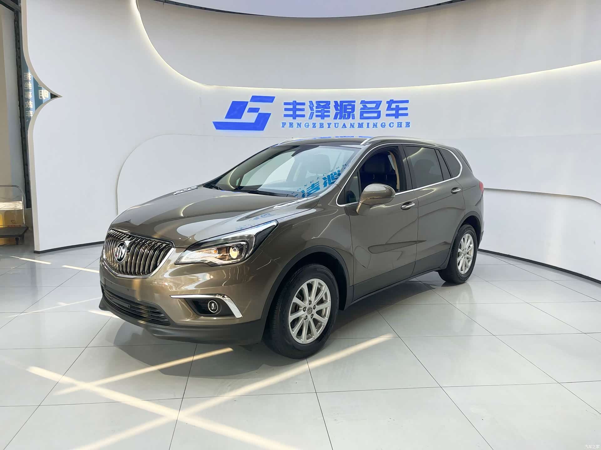 Buick Envision Plus, 2017 1