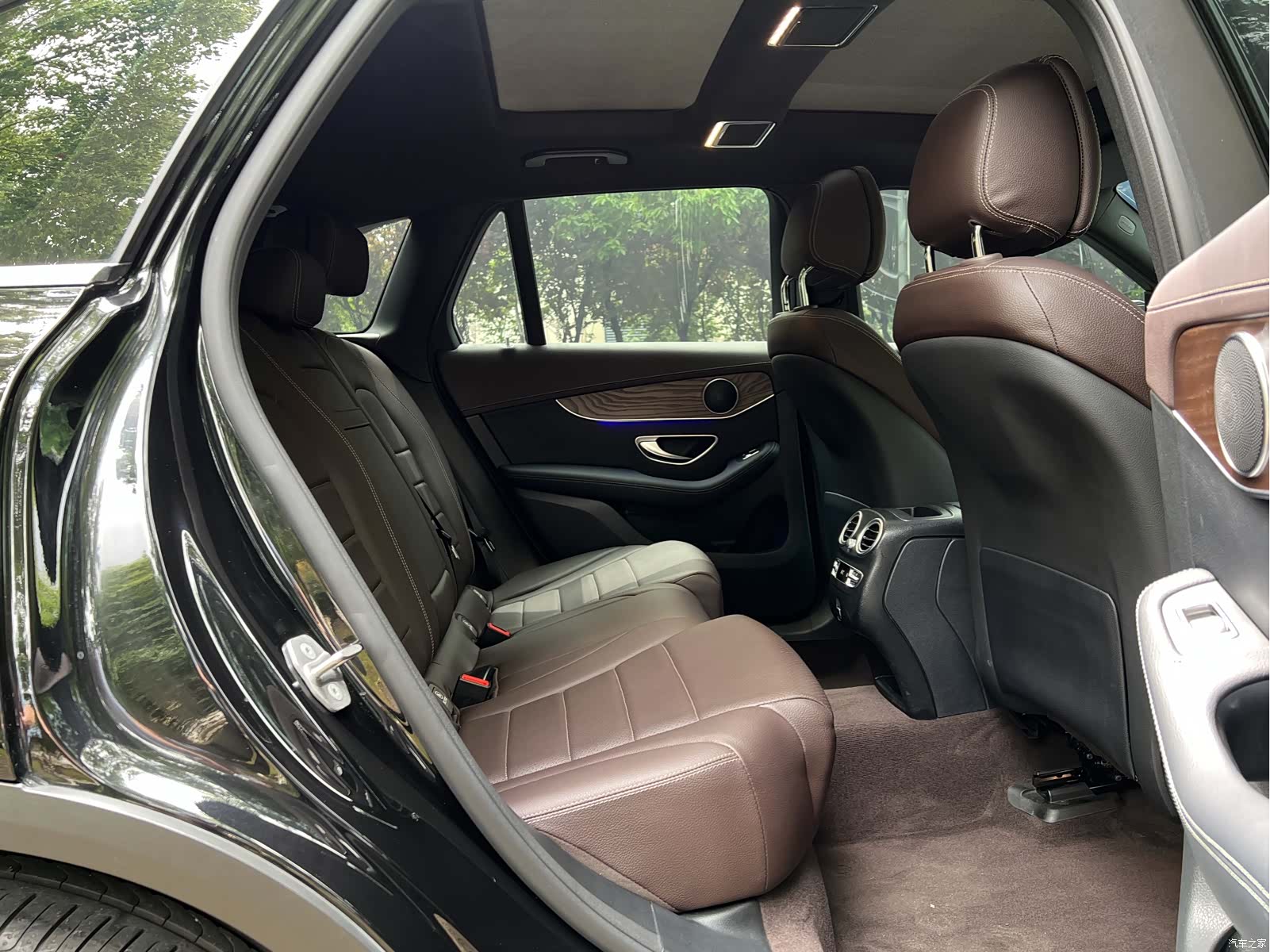 Mercedes-Benz GLC, 2022 10
