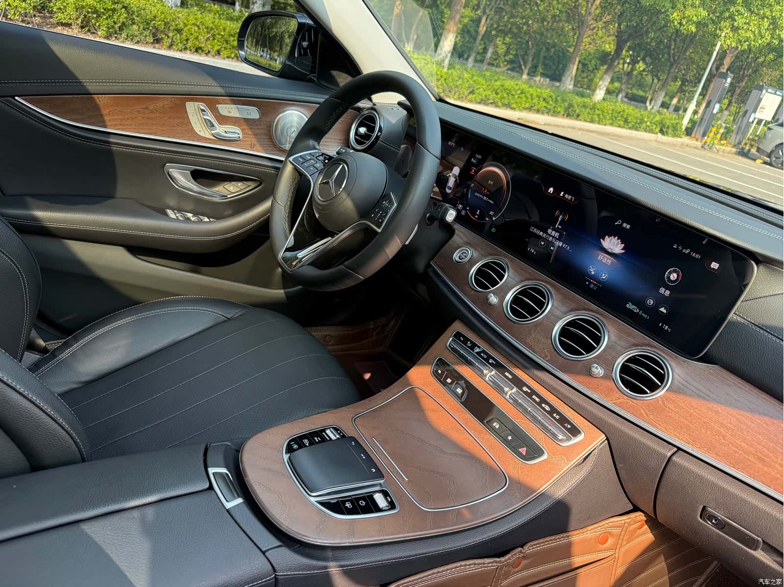 Mercedes-Benz E-Class, 2021 19