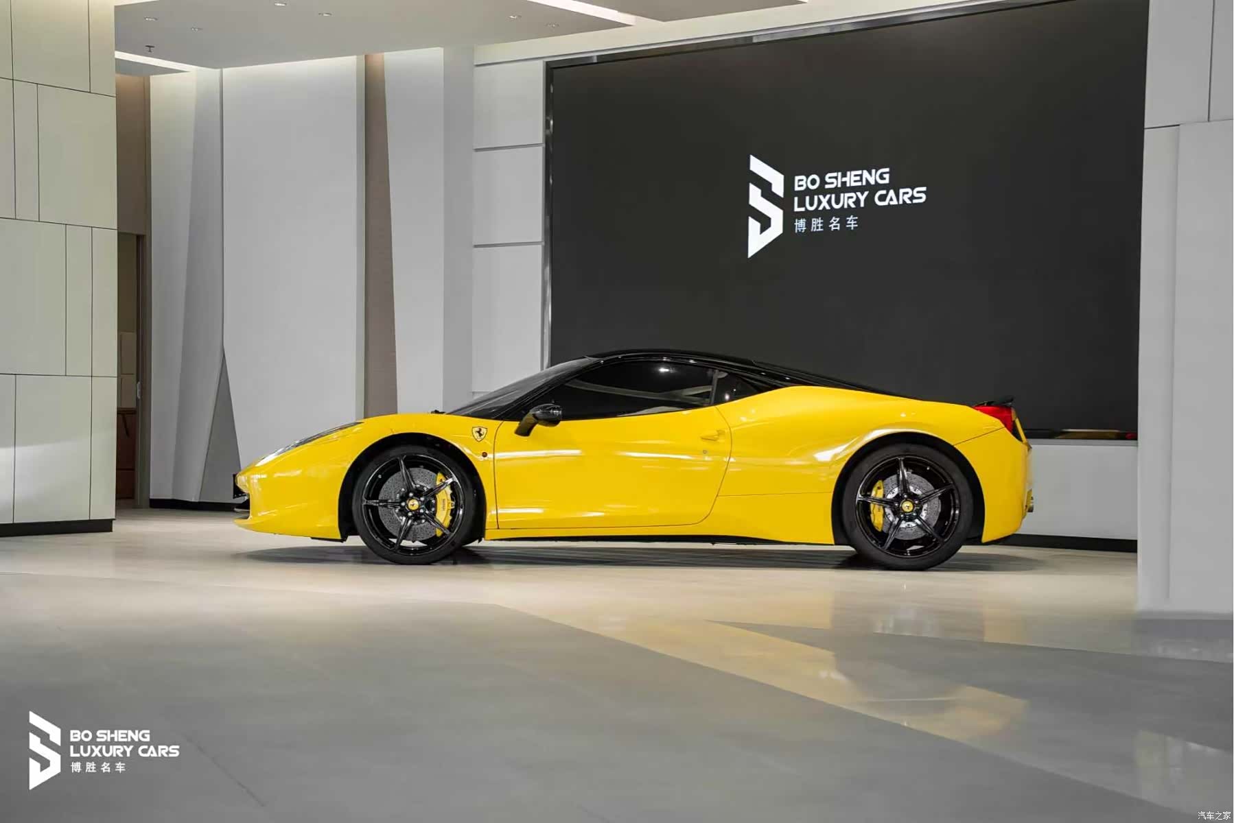 Ferrari 458, 2012 4