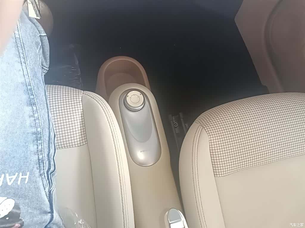 Wuling MINIEV, 2026 14