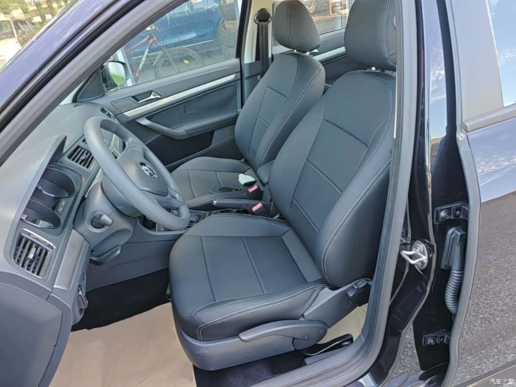 Volkswagen Lavida, 2016 11
