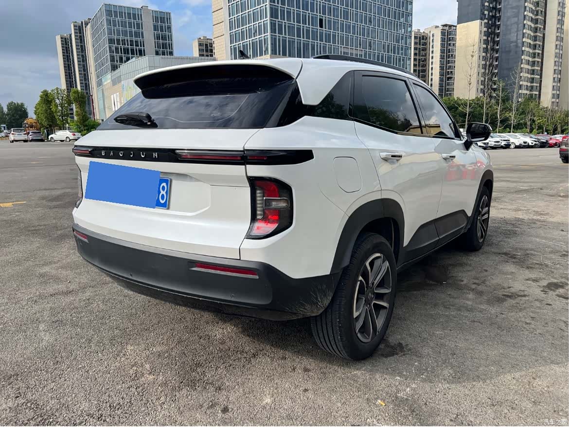 Wuling RS-3, 2021 10