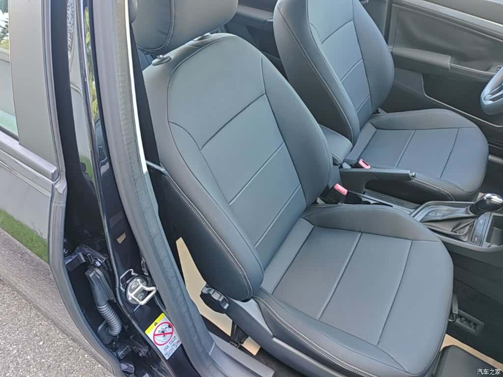 Volkswagen Lavida, 2016 20