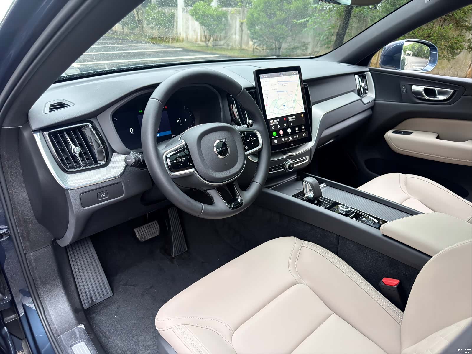 Volvo XC60, 2025 9