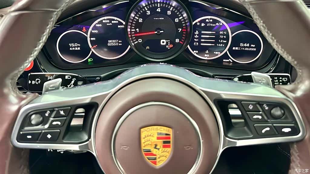Porsche Panamera, 2018 11