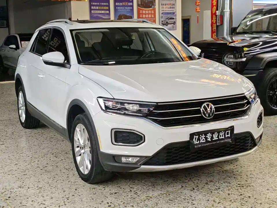 Volkswagen T-ROC exploring Songs