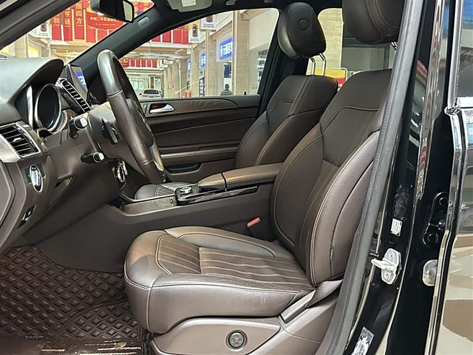Mercedes-Benz GLE Mercedes-Benz GLE