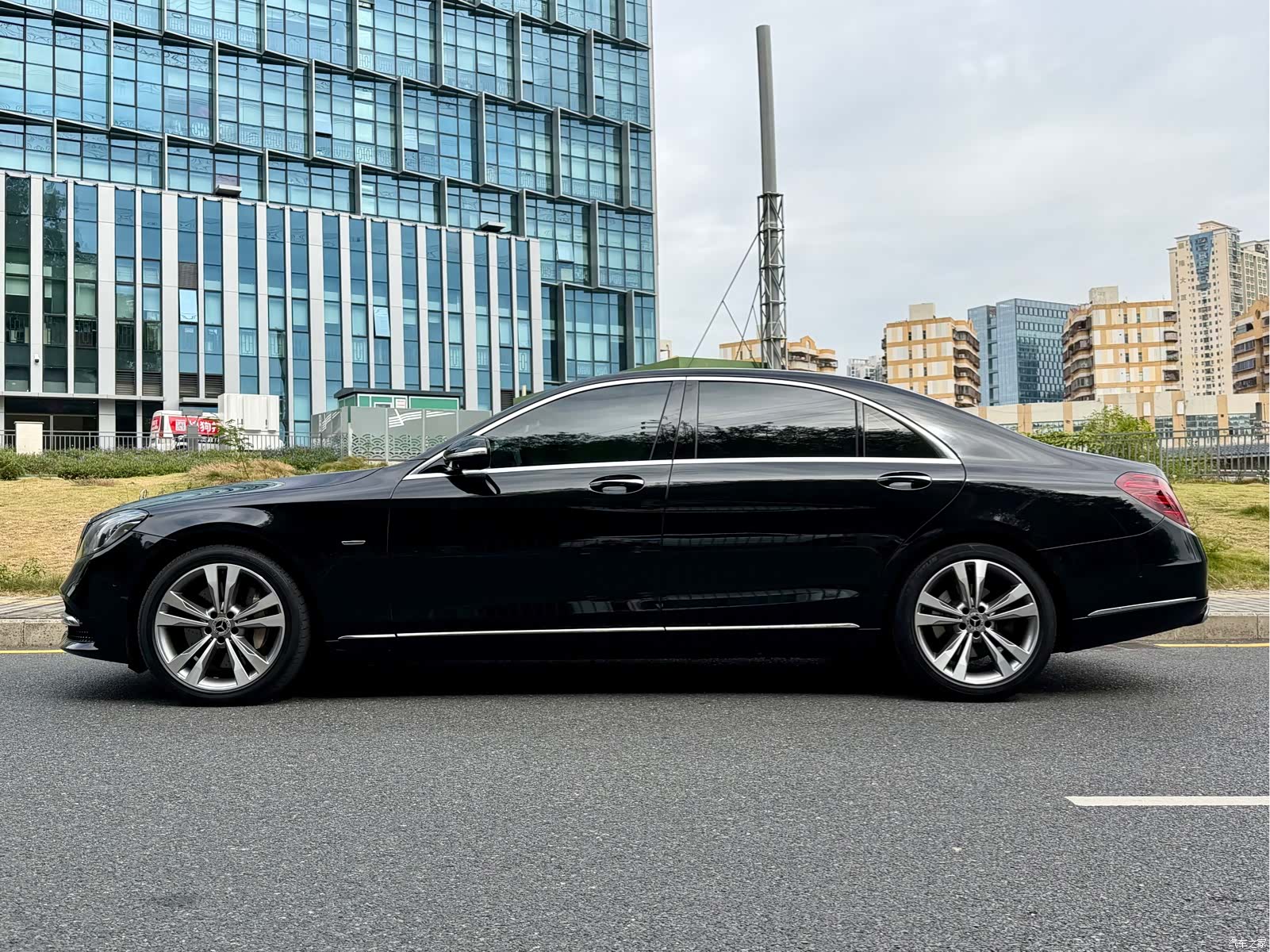 Mercedes-Benz S-Class, 2020 3