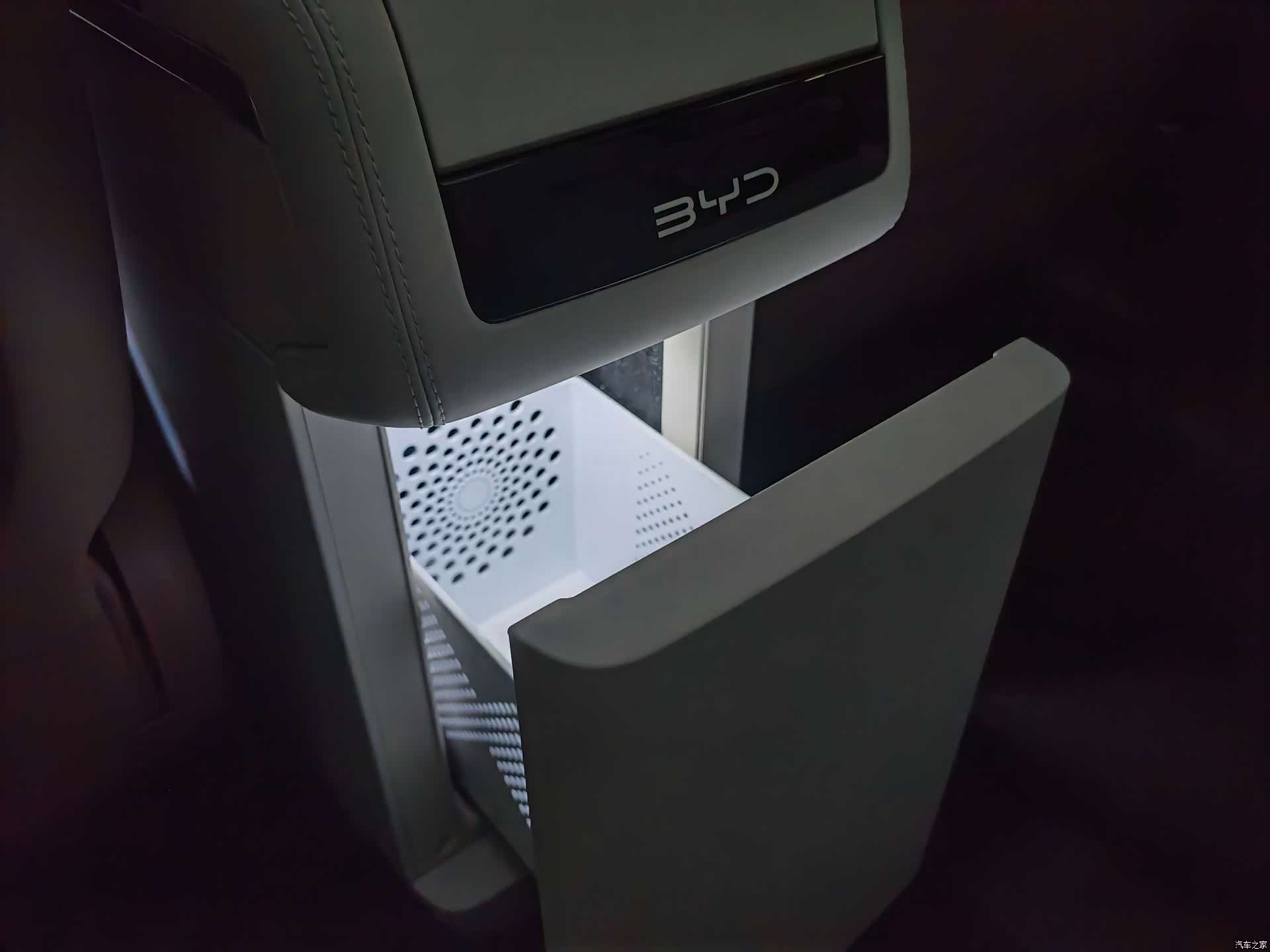 BYD Xia, 2025 15