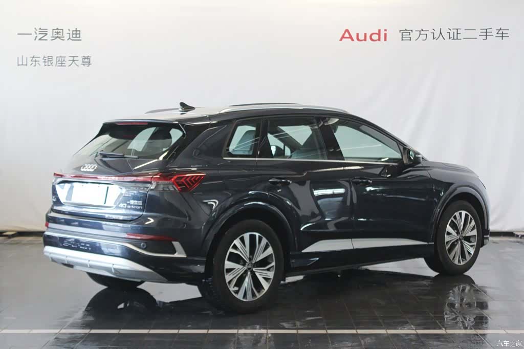 Audi Q4 e-tron, 2025 все фото