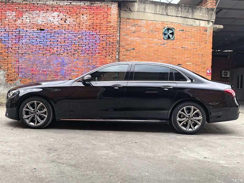 Mercedes-Benz E-Class, 2021 4