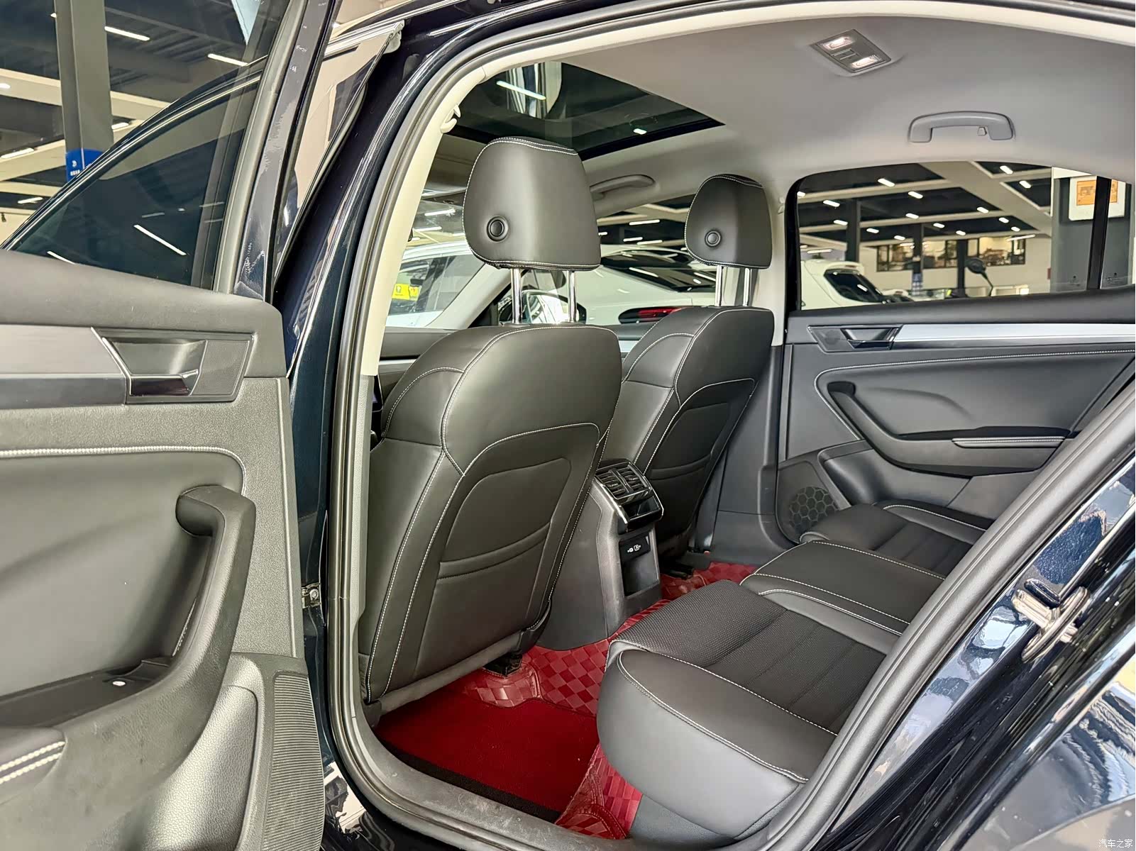 Skoda Superb, 2023 все фото